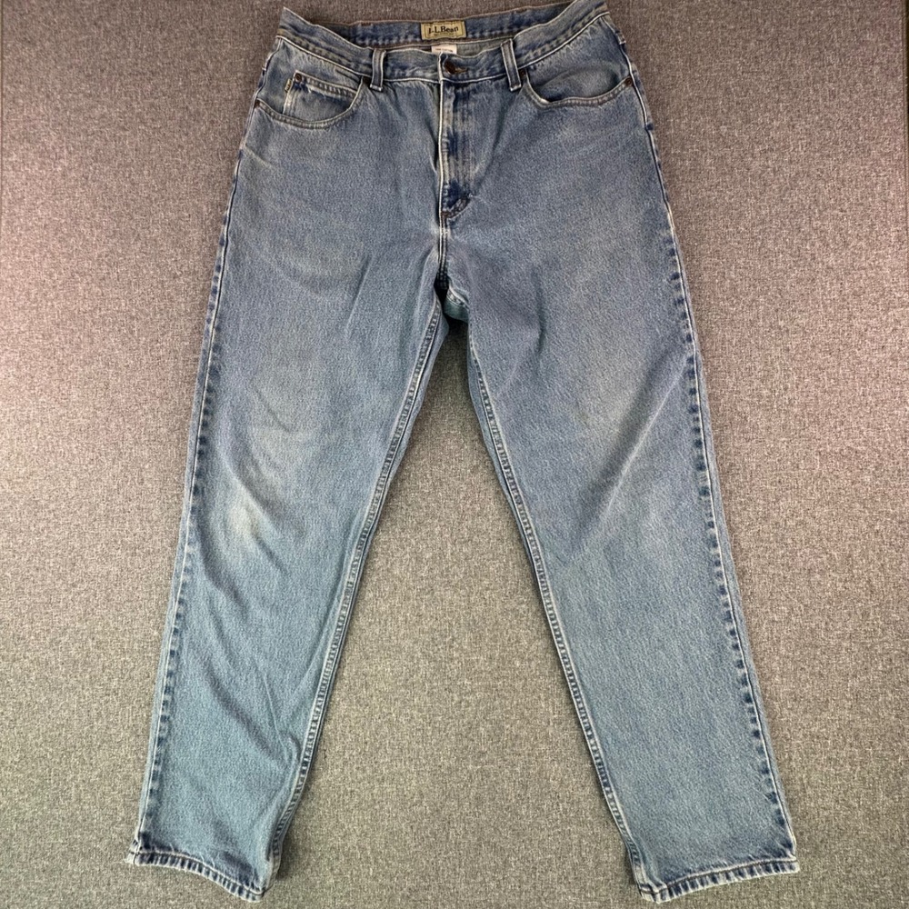 L.L. Bean Jeans Mens 35x34 Relaxed Fit Blue Medium Wash 134770 Denim